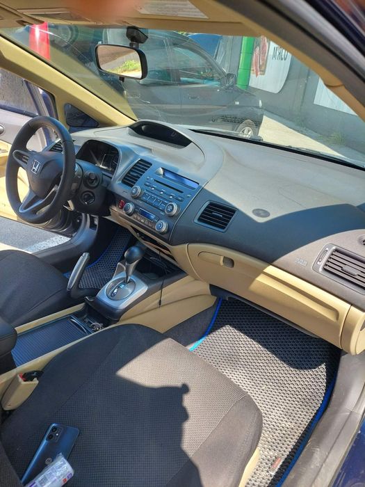 Хонда цивік 4д 1.8 бенз