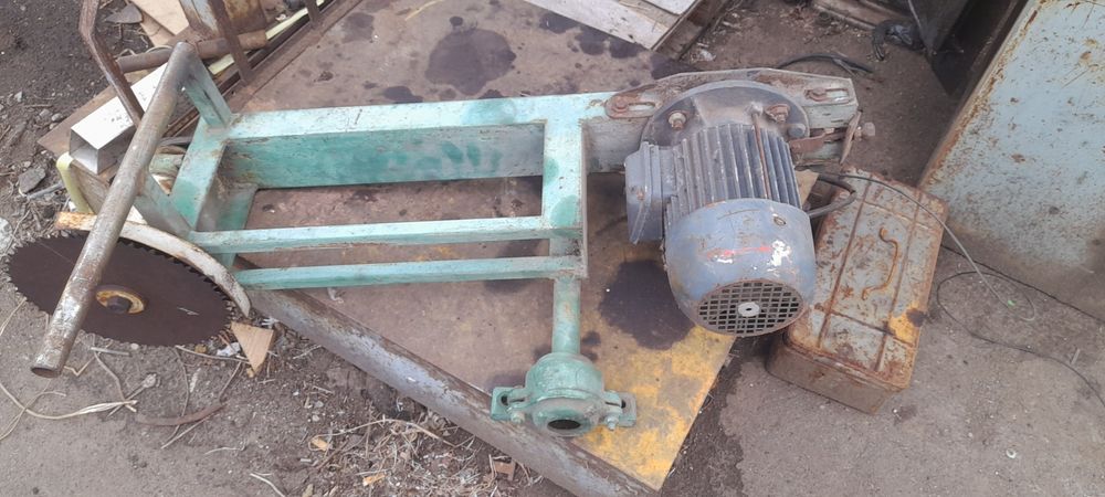 Продам станок циркулярку