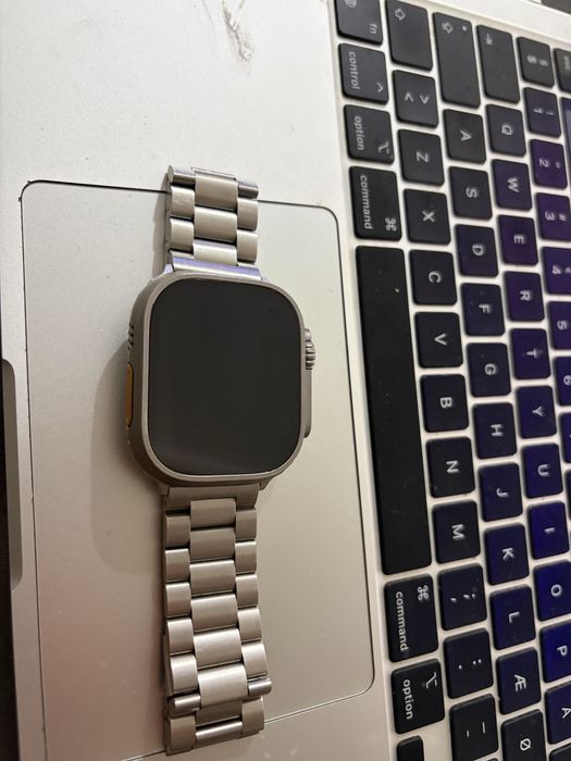 Apple Watch Ultra 2 (2023) GPS + Cellular 49mm - Titanium Natural Titanium