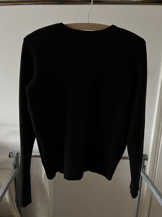 Czarny sweter Mohito rozmiar S złoty łańcuch