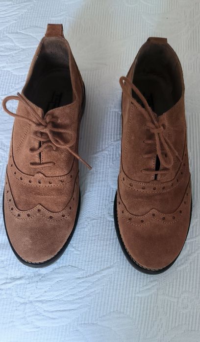 Sapatos de camurça