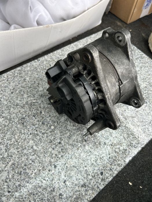 Alternador golf IV