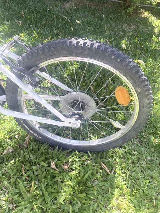 Bicicleta BTWIN allterrain 20x1.95
