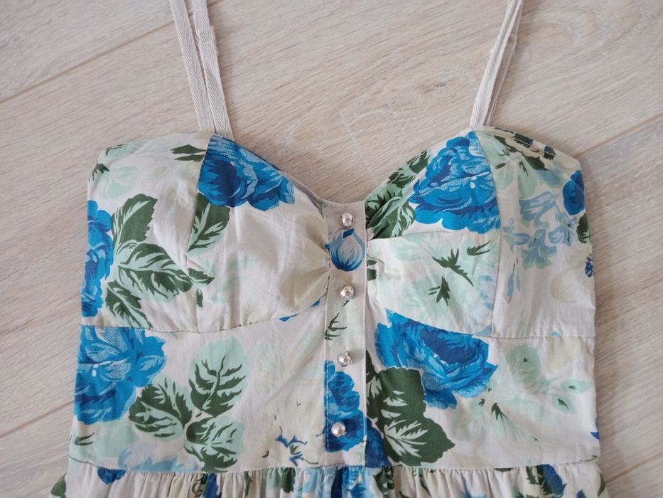Letnia sukienka w kwiaty roz. XS / S