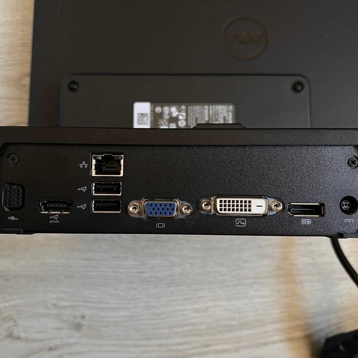 Dell Precision 7520 Workstation Móvel Profissional | i5 | 32GB RAM | 256GB SSD + 500GB HDD | NVIDIA Quadro M1200 4GB + Oferta Dock PR03X E-Port
