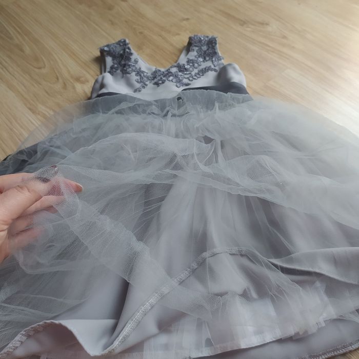 38-> CUDOWNA sukienka dla KSIĘŻNICZKI r.98/104 2-4Y tutu bolerko H&M