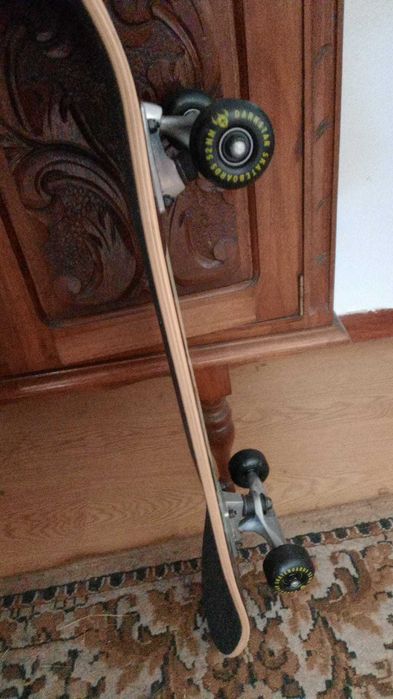 Skate marca Darkstar completo – Novo