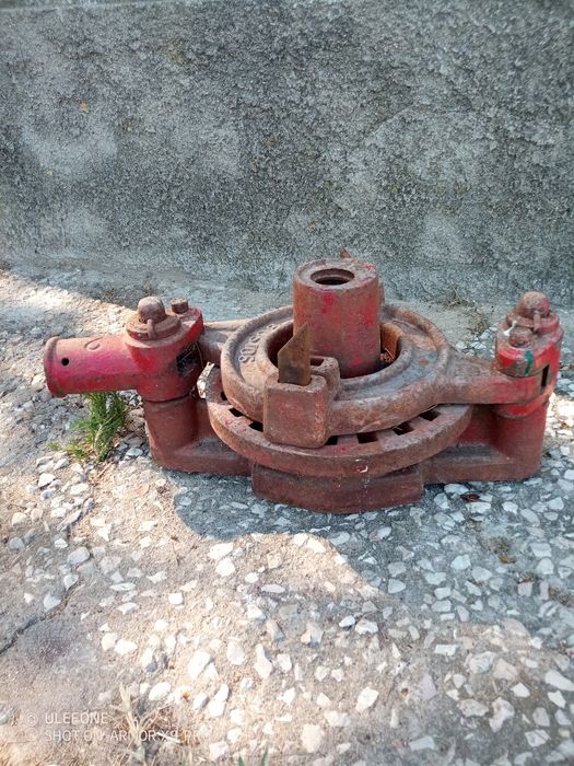 Prensa de vinho antiga