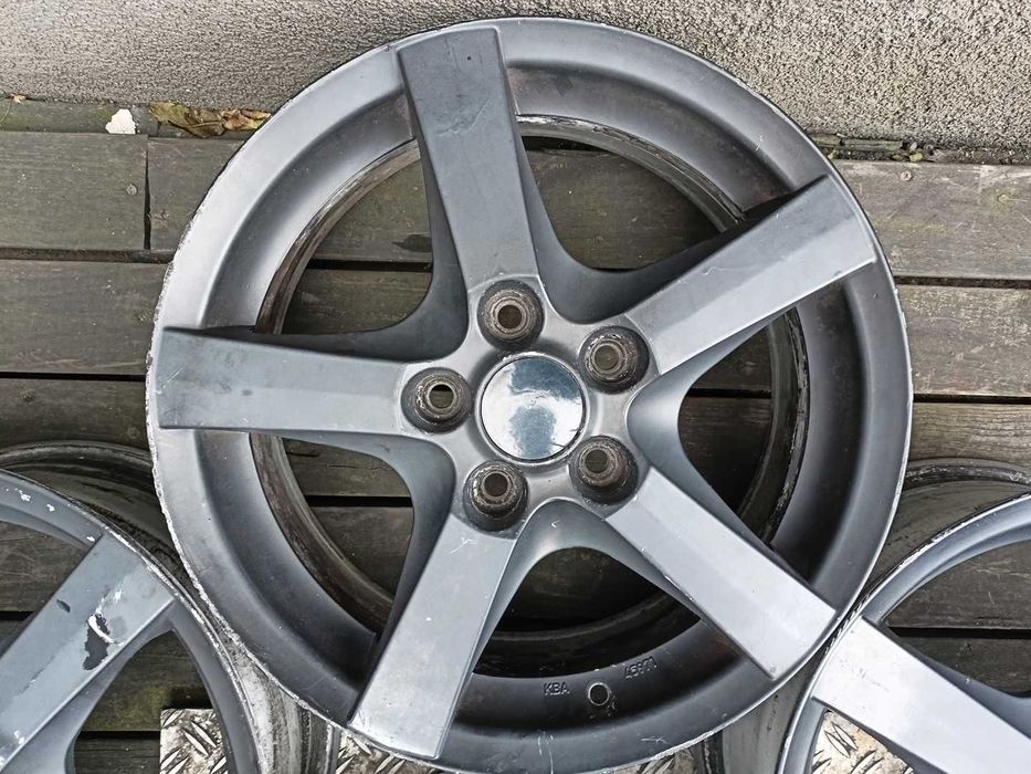 Felgi aluminiowe 16cali Audi A3 A6 Seat Leon Skoda Octavia VW Z180