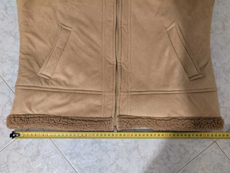 Casaco sem mangas peludo