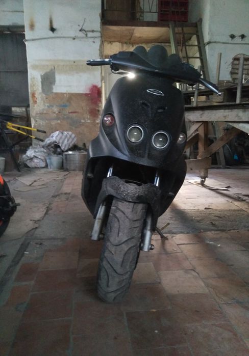 Malaguti fantom max250 не(aprilia aerox bws)