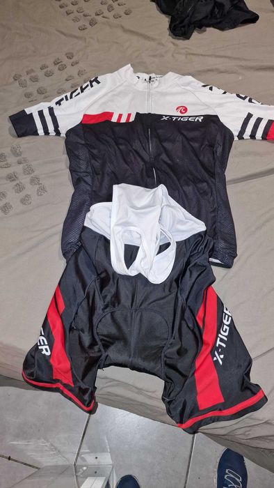 Equipamento de ciclismo