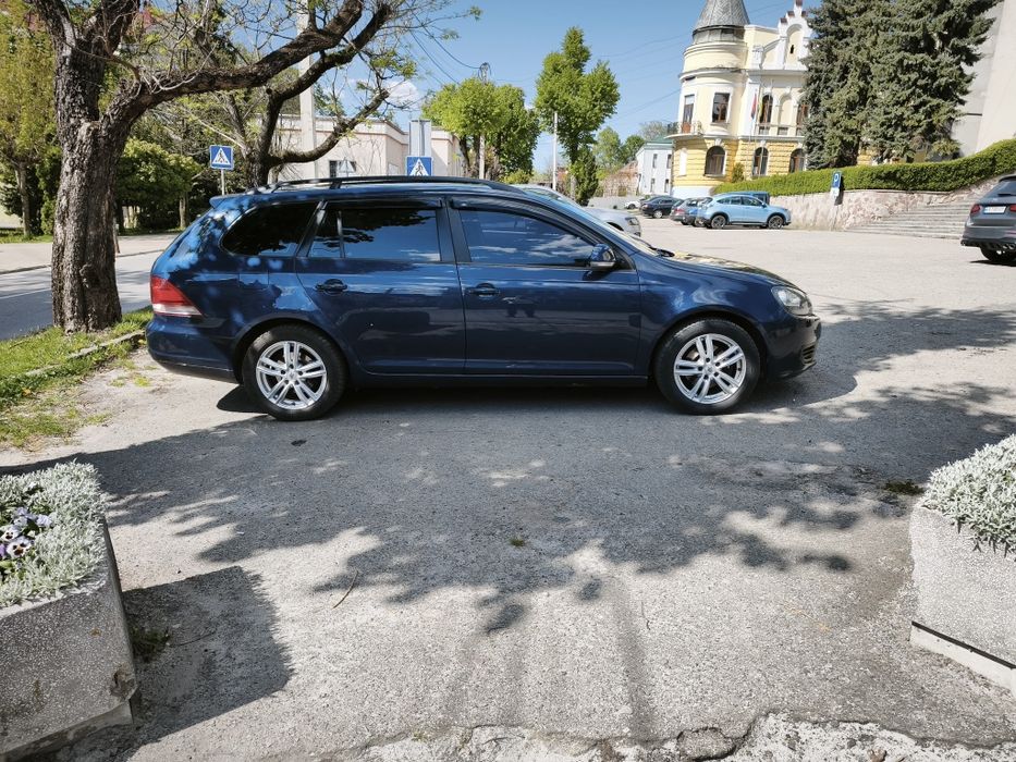 Продам Volkswagen Golf 6 універсал 2011