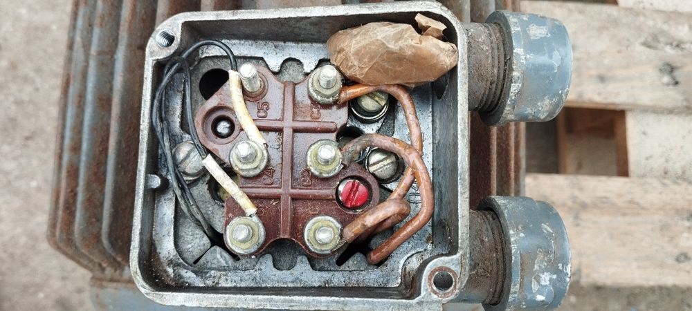 Электродвигатель єлектродвигун электромотор 3квт 1500об