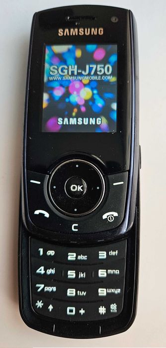 Telefony Samsung SGH-J750 (3szt.) nie tylko dla kolekcjonerów.