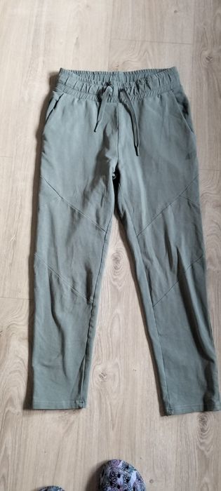 Spodnie dresowe 4F