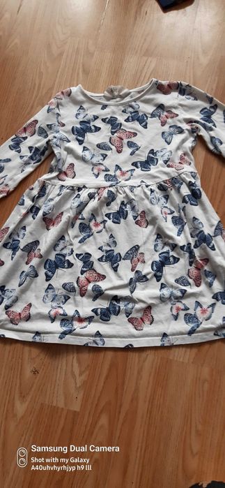 Dziewczęca sukienka