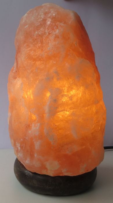 Candeiro de sal dos Himalaias tamanho grande de  2,5 KG