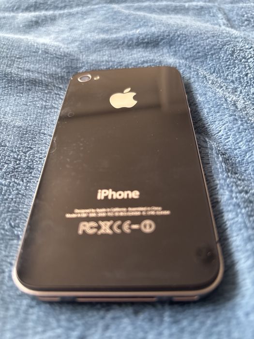 Iphone 4 (zablokowany)