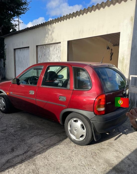Carro Opel Corsa, ano 1997