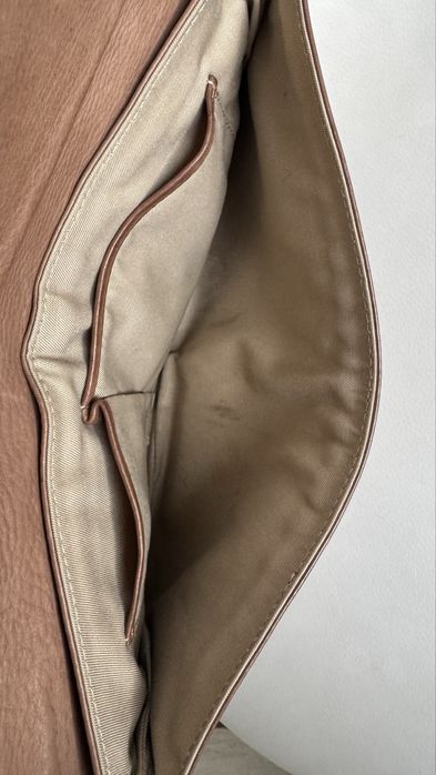 Продам шкіряний клатч б/у