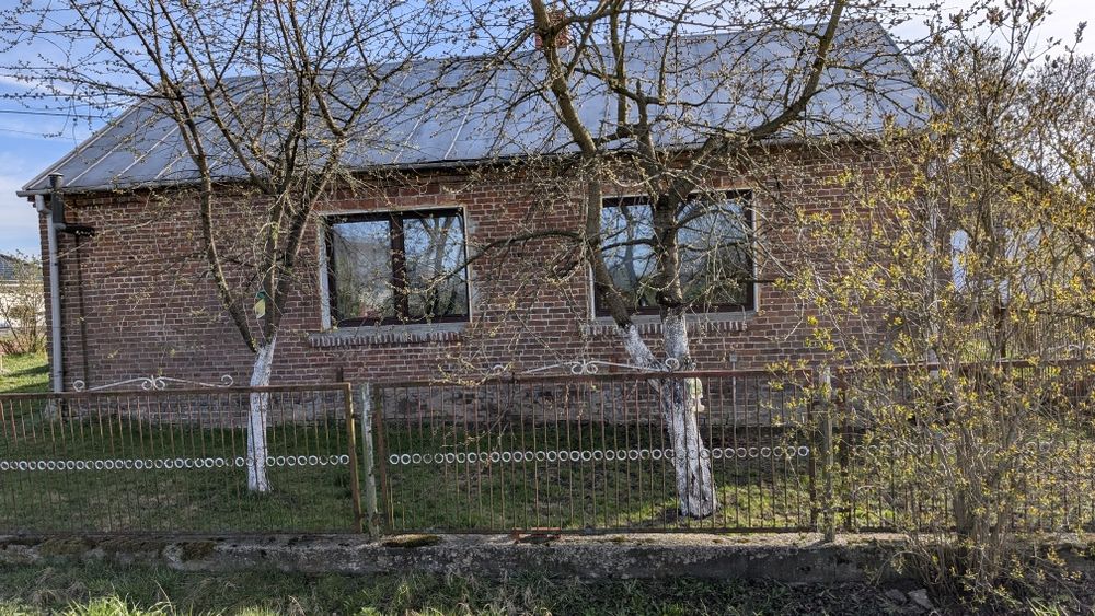 Sprzedam siedlisko, dom z gruntami rolnymi