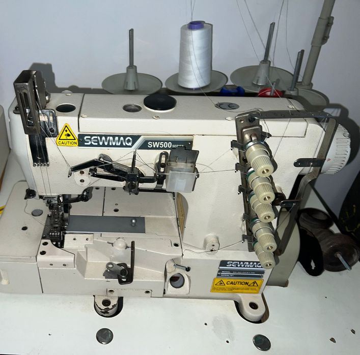Maquina de costura447358970396026880