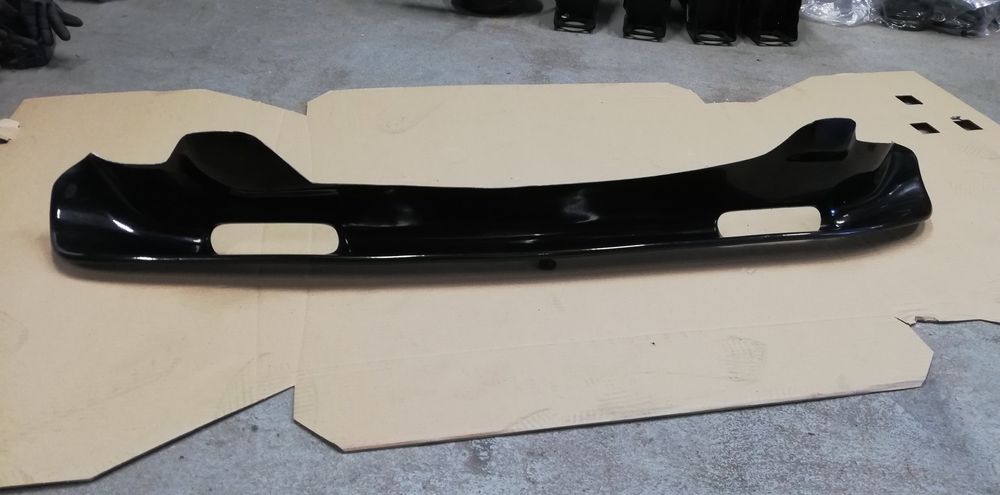 Fiat 126p spojler pod przedni zderzak do wersji P4 lub chrom