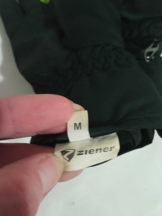 Брендовые  зимние перчатки
Ziener