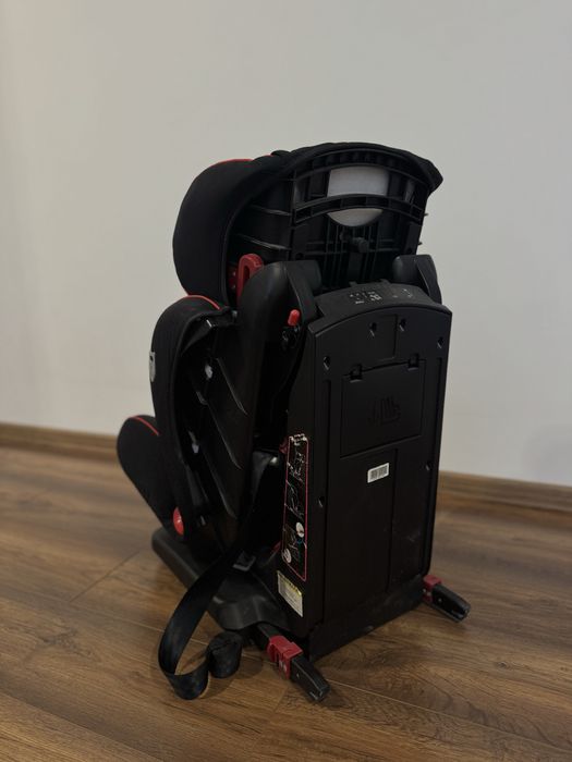 Дитяче автокрісло