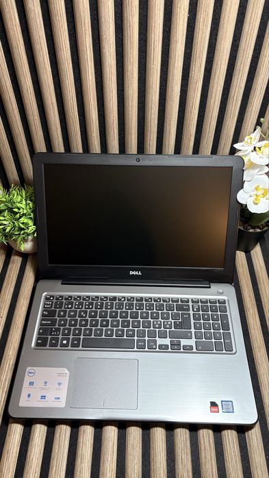 Продам Ноутбук Dell Inspiron 5567 — i7-7500U / 16 ГБ / SSD 256 ГБ / Radeon 4 ГБ