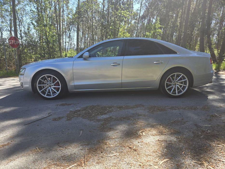 Audi A8 3.0 TDI DPF quattro tiptronic