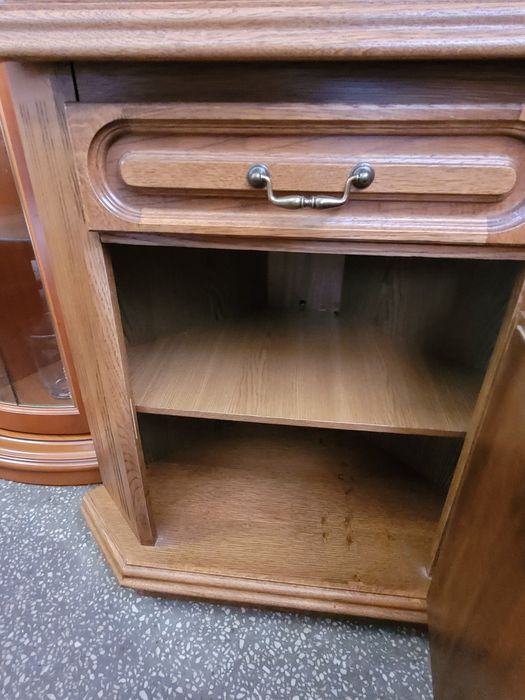 Witryna rogowa dębowa