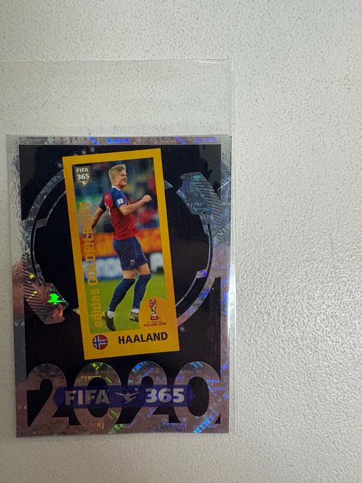 Cromo FIFA 365 Haaland