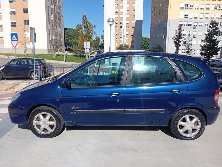 Renault Scenic impecável
