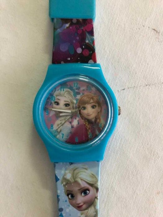Relógio Frozen como novo