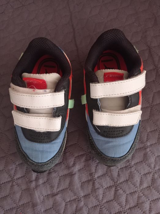 Tênis Puma tamanho 24