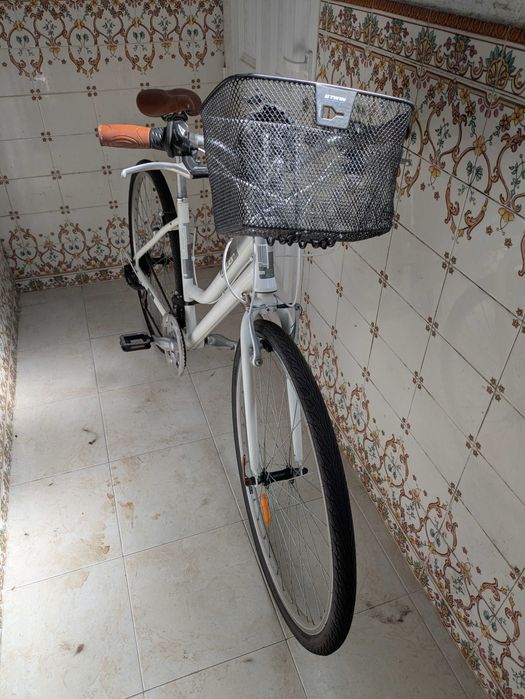 Bicicleta de senhora Coluer Belladonna Roda 28" Branca