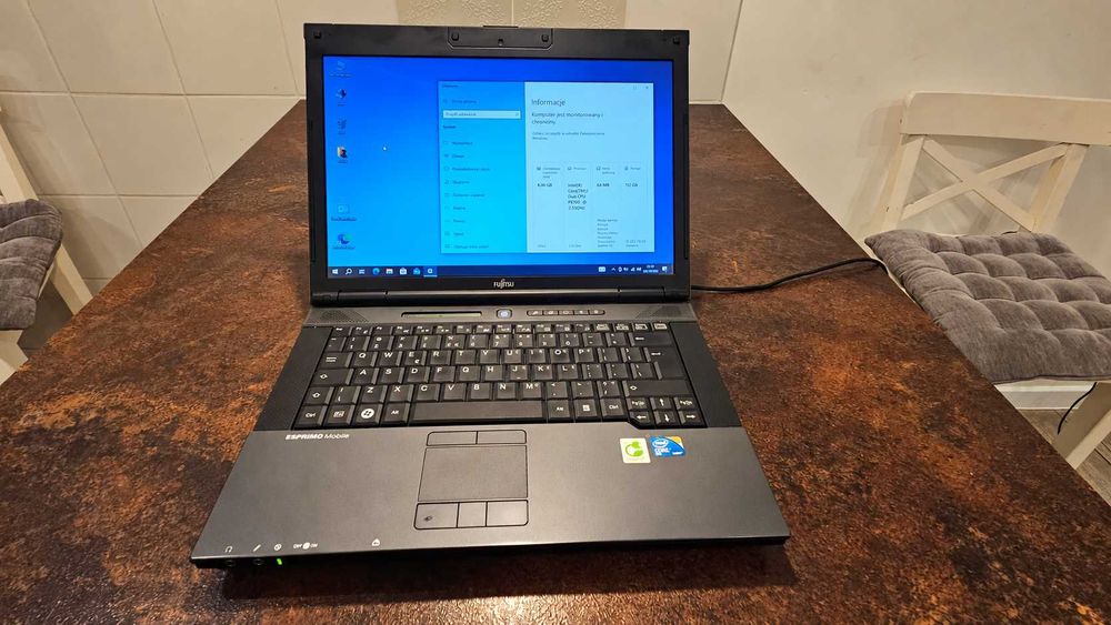 Fujitsu Esprimo M9410 14.1" C2D P8700 4GB SSD 120GB WIN10 PRO CD/DVD