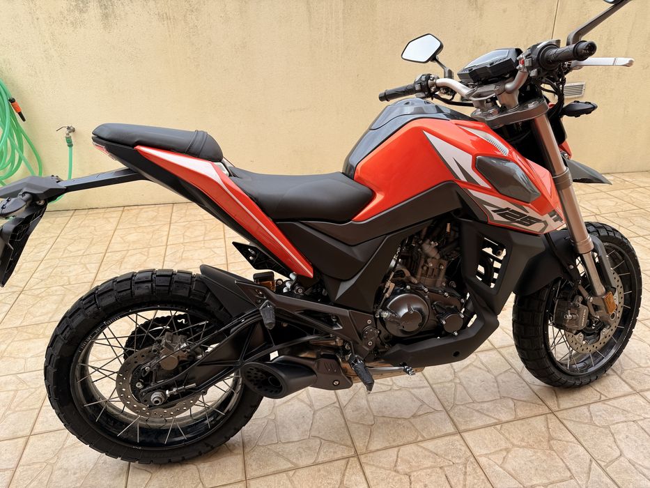 Zontes 125 U1 (ABS) – Apenas 3.452 km | Como Nova (Keyless, Full LED)