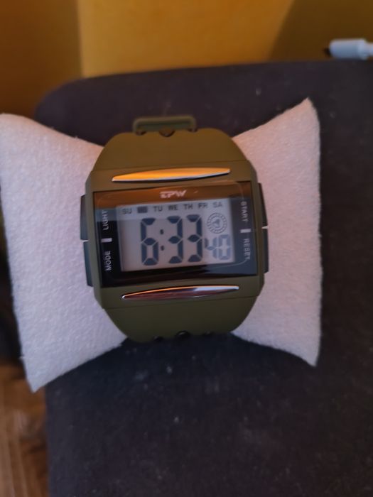 Годинник новий, тактичний, електронний