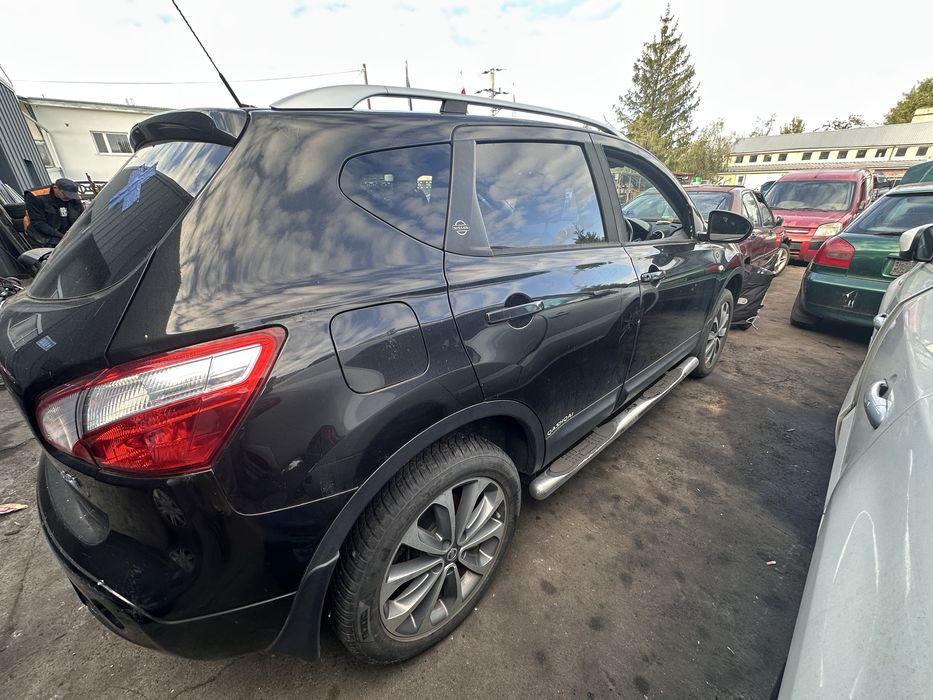 Części Nissan Qashqai 2011 r Anglik, Maska Lampa Błotnik Zderzak Przód