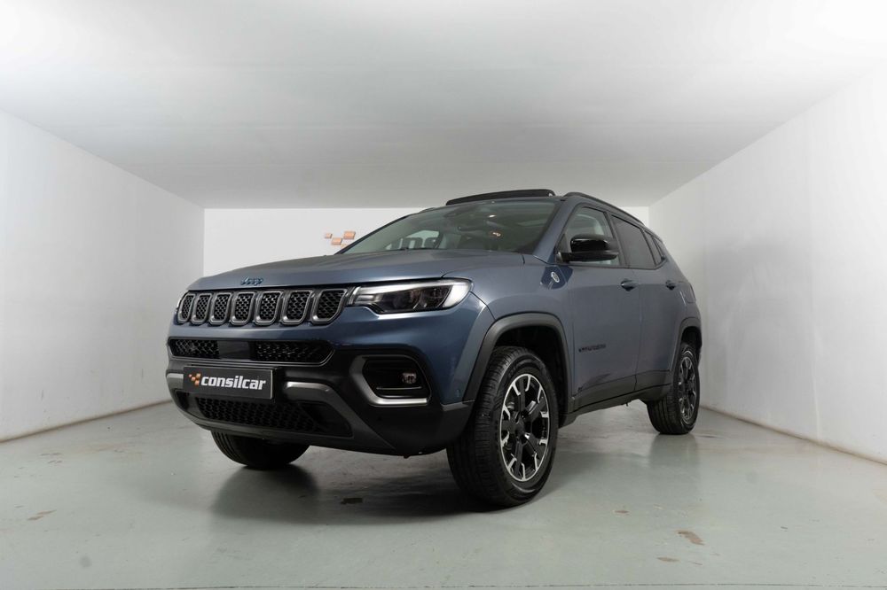 Jeep Compass 1.3 TG Trailhawk490407679366932487