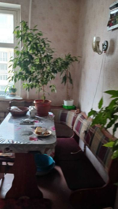 Сдаю в аренду комнату для девушки Космонавтов,ост Винграновского