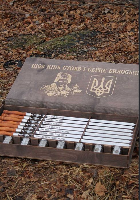 Коробка персональна з шампурами ручки букові Комплект з гравіюванням
