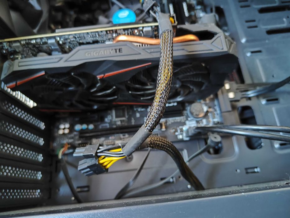 Komputer PC i5-6500 / GTX 1060 6 GB / 16 GB RAM – bez dysku – odbiór osobisty