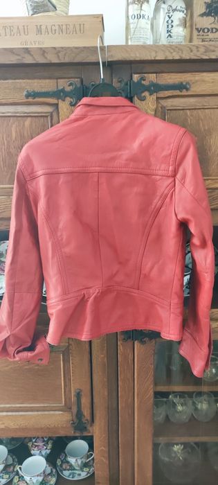 Skóra damska czerwona