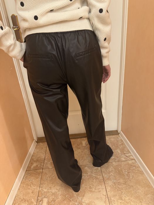 Шкіряні штани zara