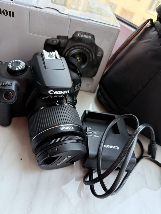 Canon 4000D kit