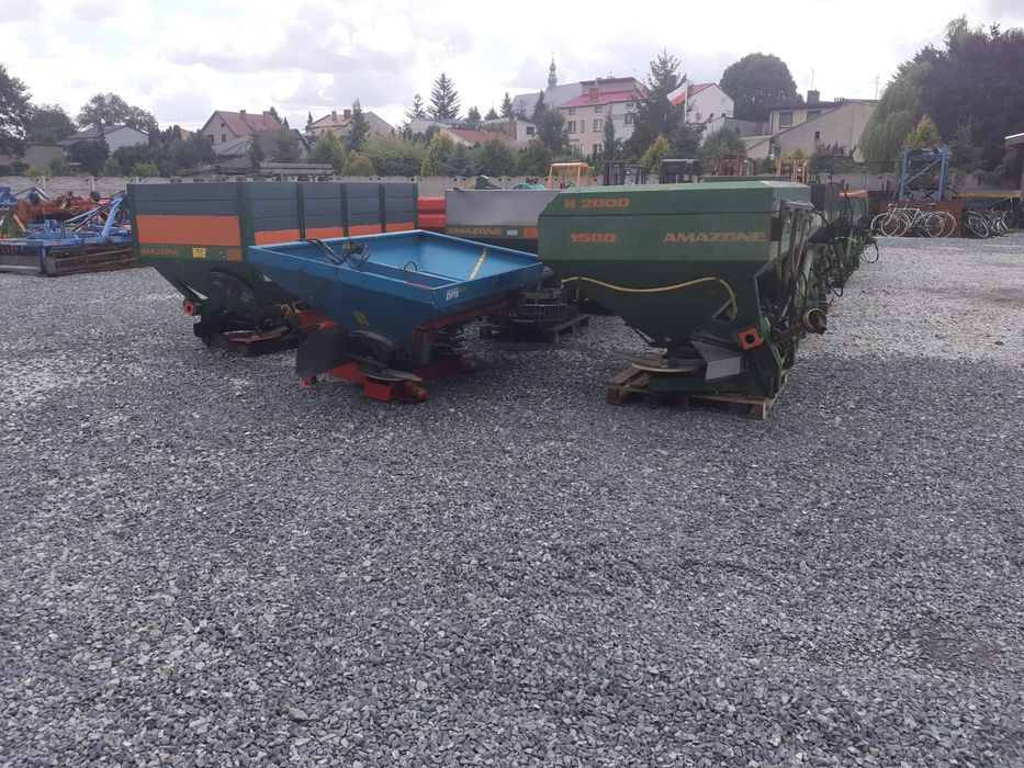 Rozsiewacz nawozów Amazone Rauch Sulky